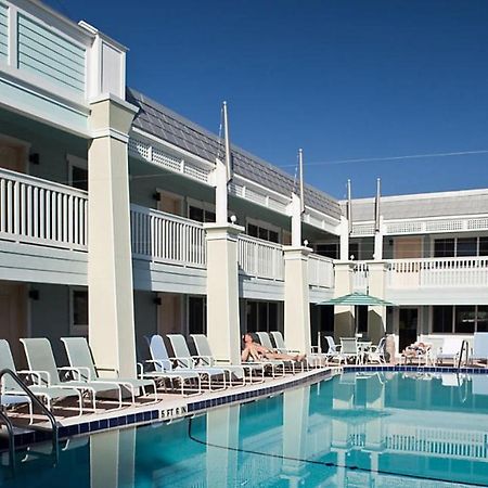 Resort Sixty-Six Holmes Beach Exterior photo